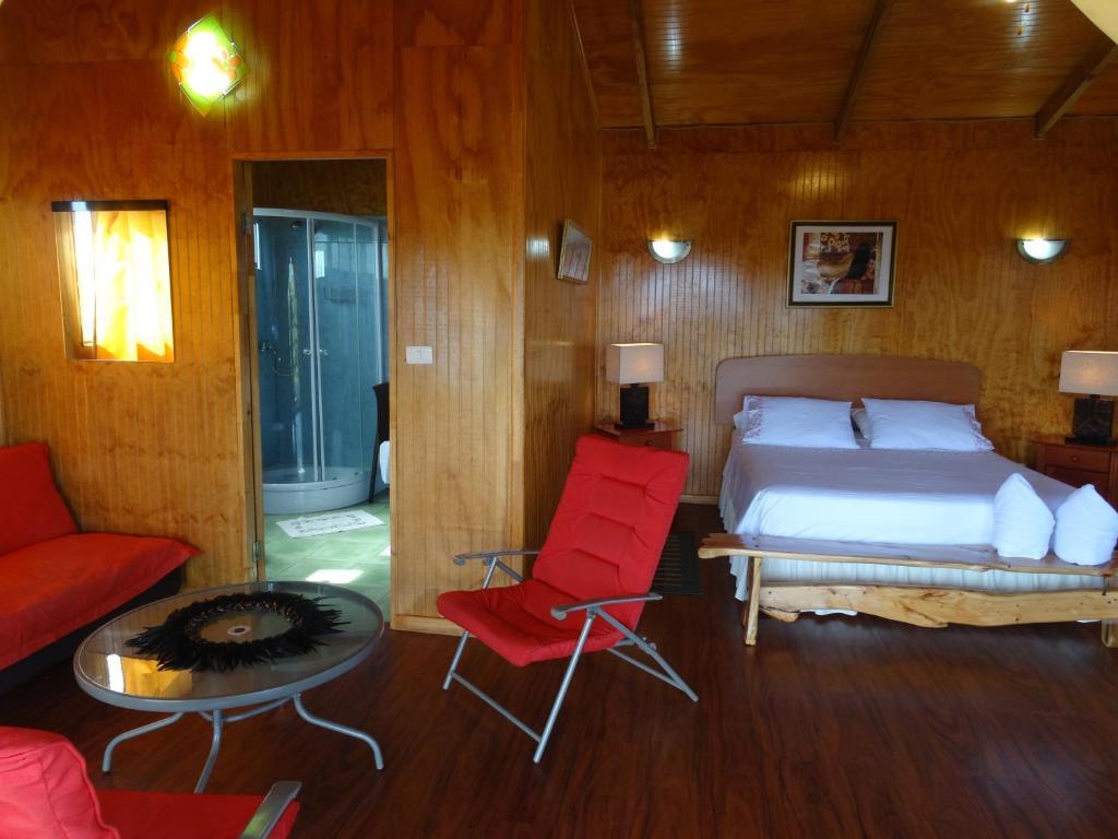 Hotel Atavai Hanga Roa Exteriör bild